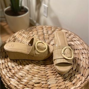 A New Day Women’s wedge sandals, size 7.5